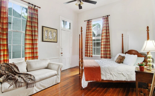 Historic Garden Dist. Victorian Mansion
