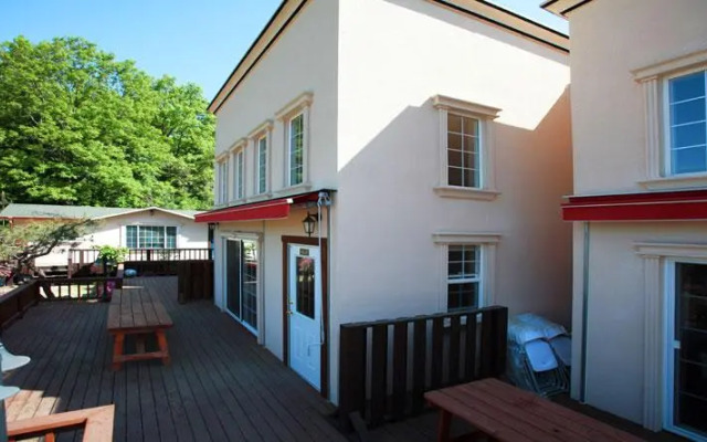 Yongin Donggubak Pension