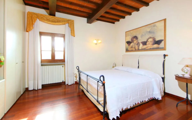 Villa Elena 33120