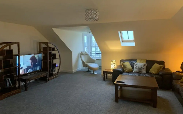 Ayr Loft Apartment With Fabulous Views