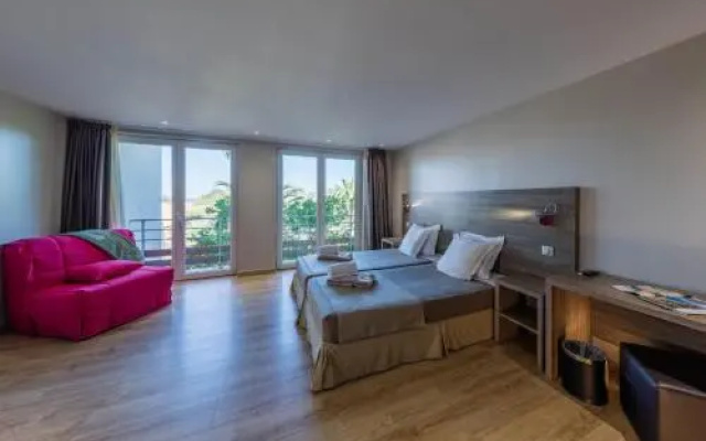 Marina Viva Hotel Club  Residence