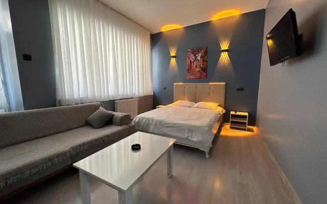 Umk Pansi̇yon Cadde