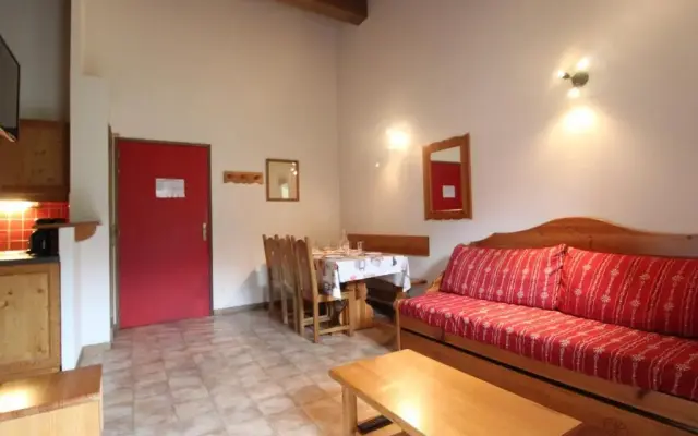 Appartement Lanslevillard, 3 pièces, 6 personnes - FR-1-508-111