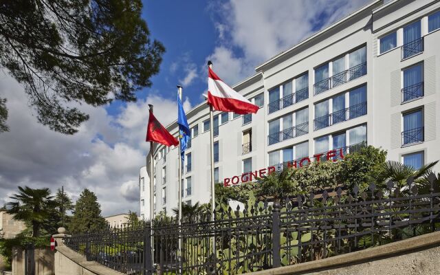 Rogner Hotel Tirana вид на фасад