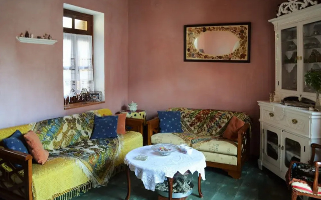 Traditional Karpathian home with panoramic View