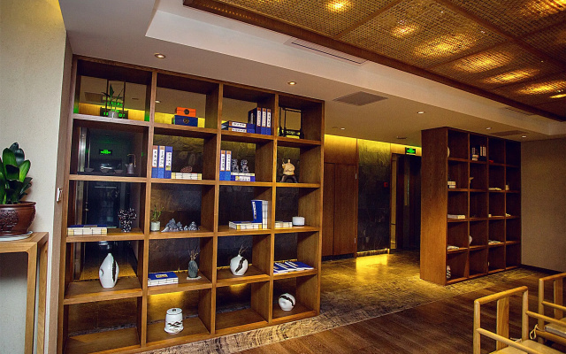Blossom  Tao Hotel （Hangzhou Olympic Center）
