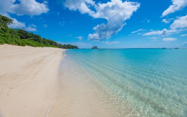 Le Nautique Luxury Beachfront Apartments in Mahe Island, Seychelles from 250$, photos, reviews - zenhotels.com beach