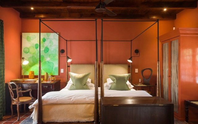 Akademie Street Boutique Hotel