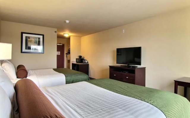 AmeriVu Inn and Suites
