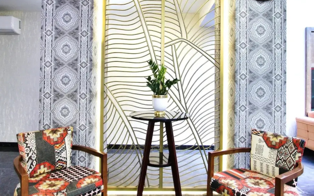 Sunday Palace Hotel