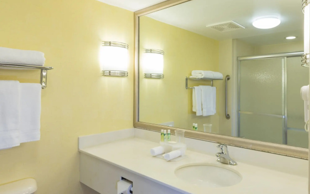 Holiday Inn Express Hotel & Suites Frackville by IHG