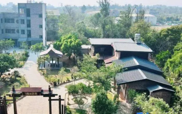 Lao Xu Shan Zhuang
