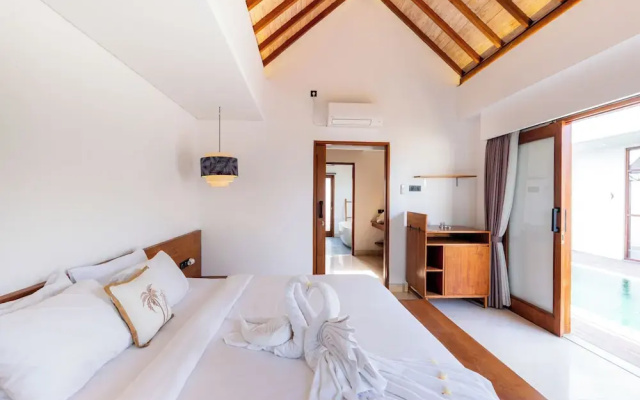 Floro Villa Canggu by Dhananjaya Hospitality