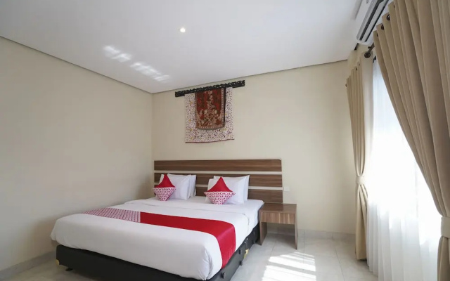 OYO 1992 China Town Hotel Bali