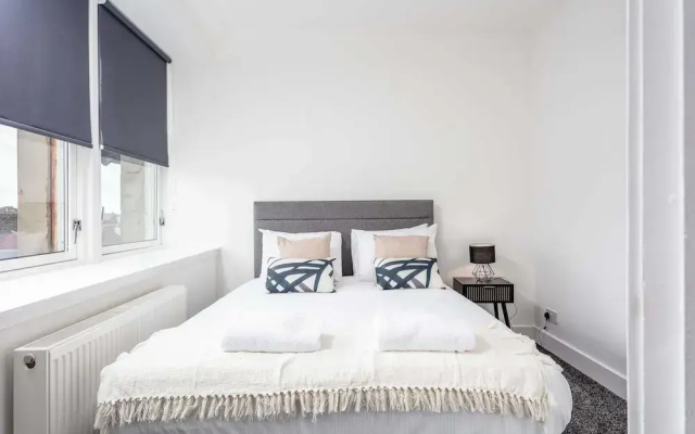 Weaver Suite