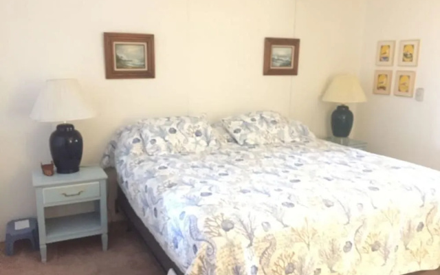 Ocean Villa 28 - 1 Br Condo
