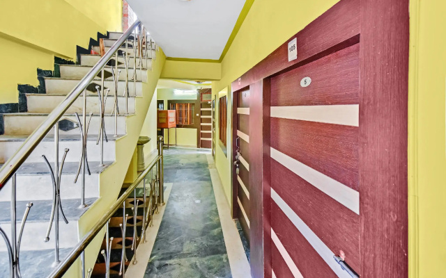 SPOT ON 62077 Hotel Ratnakar Plaza