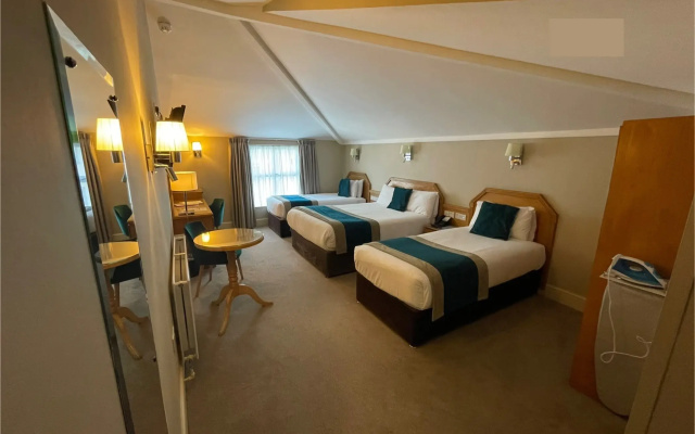 Harcourt Hotel