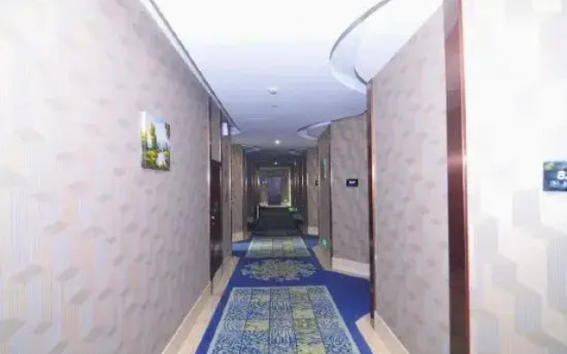 Jinzhou Business Hotel