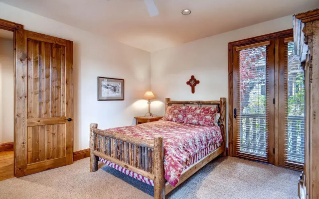 Beaver's Lodge