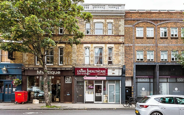 Fulham Serenity: Your Charming 2-bed Retreat