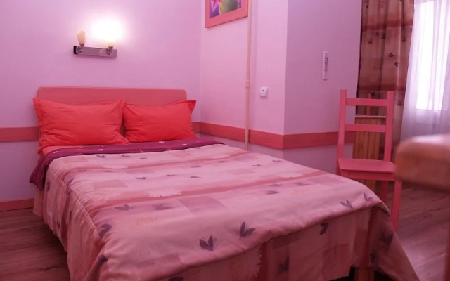 Polyanka Hotel
