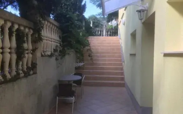 Guest House Sidro