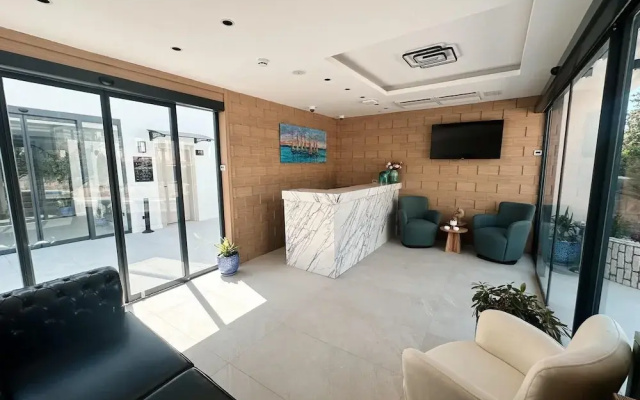 Taga Hotel