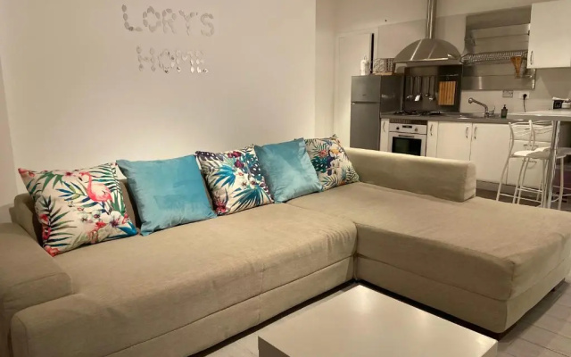 Bari Lory’s Home