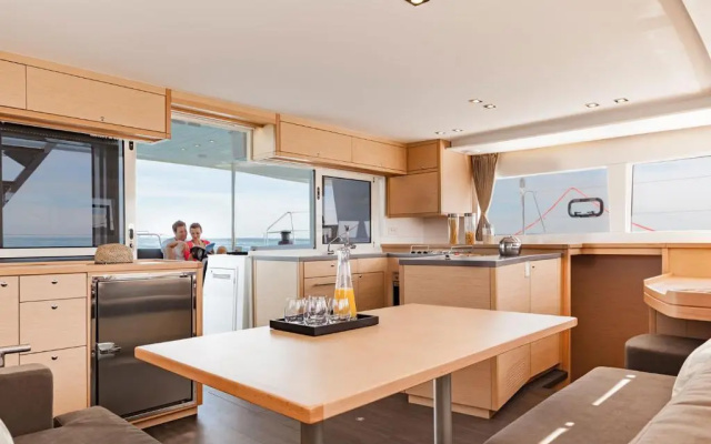 Luxury Catamaran Lagoon 42, AC & GN