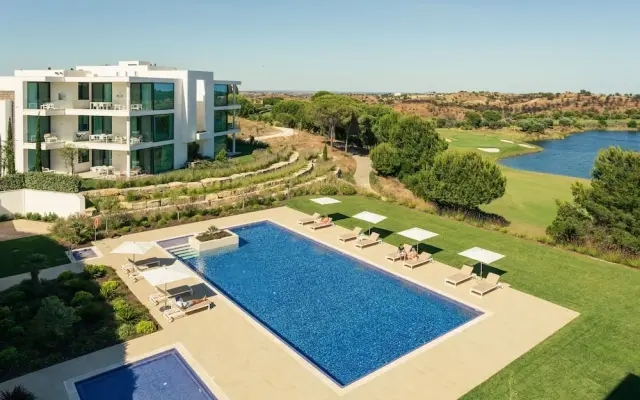 Monte Rei 3 bed Penthouse Apt