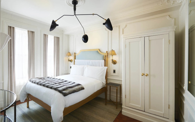 The Marlton Hotel