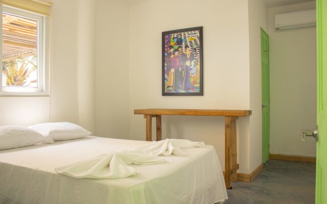 The Black Sand Beachhouse in Monterico, Guatemala from 120$, photos, reviews - zenhotels.com guestroom
