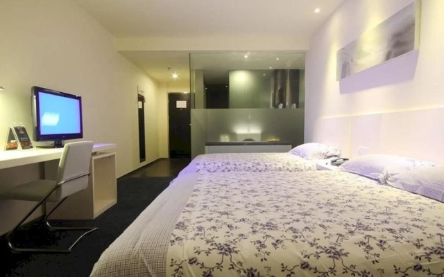 Motel 168 Wuxi Changjiang Road Branch