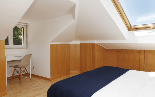 Flores Guest House
