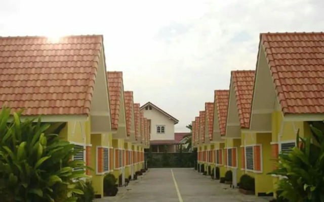 Parkway Resort