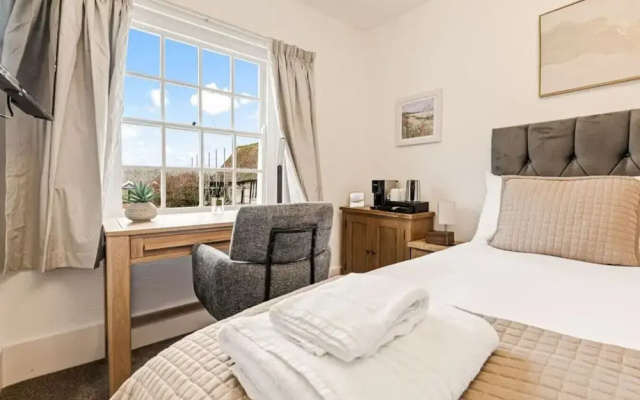 The George Inn Hotel Rooms - Room 6