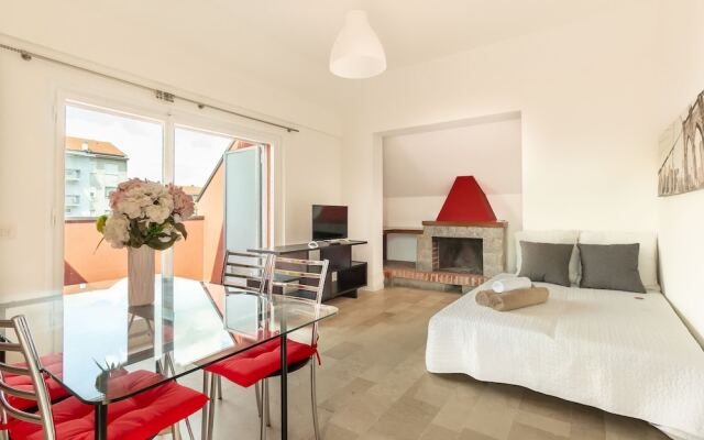 Отель Alessia's Flat Naviglio Grande 4 Италия, Милан - отзывы, цены и фото номеров - забронировать отель Alessia's Flat Naviglio Grande 4 онлайн комната для гостей