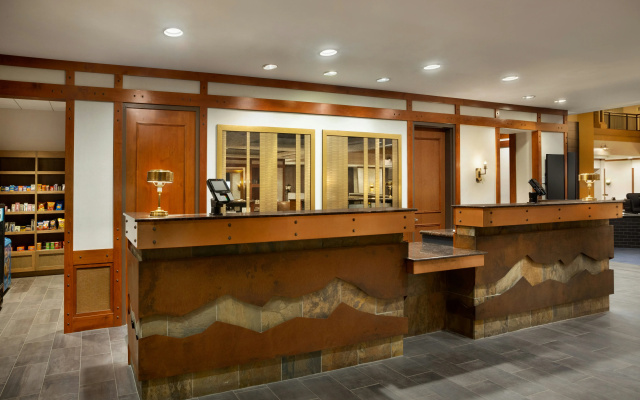 Embassy Suites by Hilton Denver International Airport