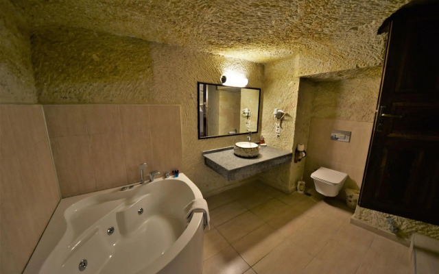 Dedeli Konak Cave Hotel