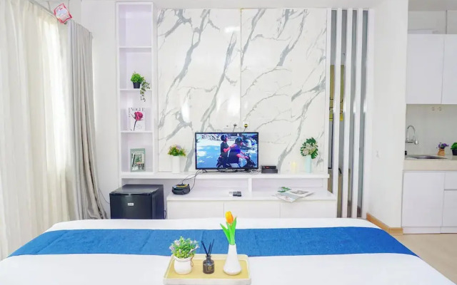 Nice Studio at Sentul Tower Apartment