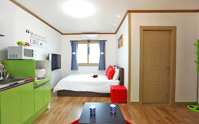 Tongyeong Songni Mt. Nature Pension