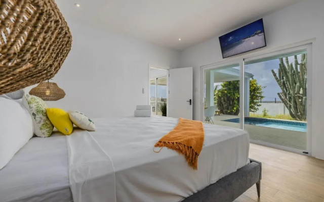 NEW Modern 2BR 2BA w Privatepool in Quiet Area
