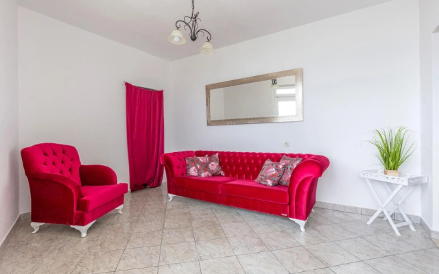 Awesome Home in Jesenice With Wifi and 3 Bedrooms