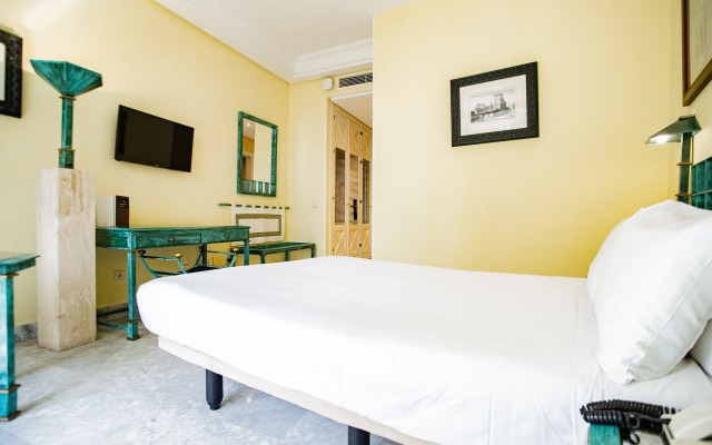 Hotel AZZ Mérida Medea