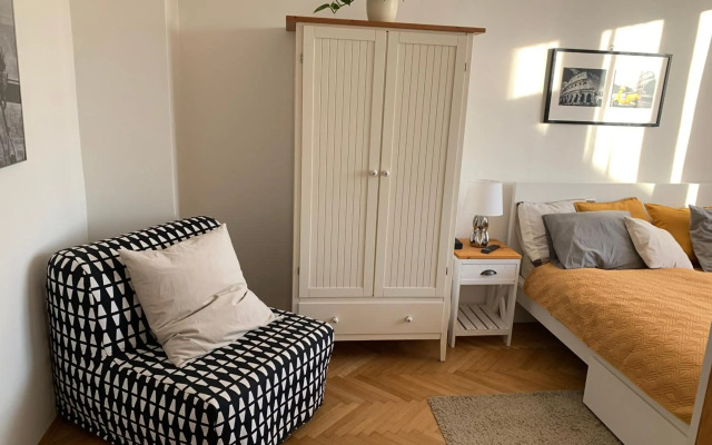 Apartment Anenská by Charles Bridge