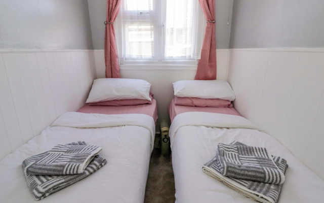 The Comfort Den