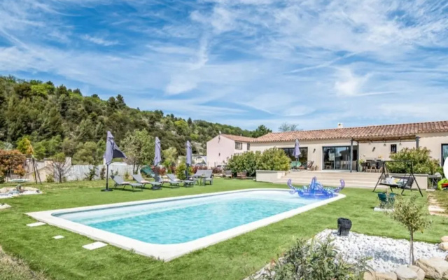 Villa 3 ch, 6/8p, avec piscine Luberon, Provence