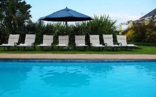 Lyngrove Wines & Guesthouse