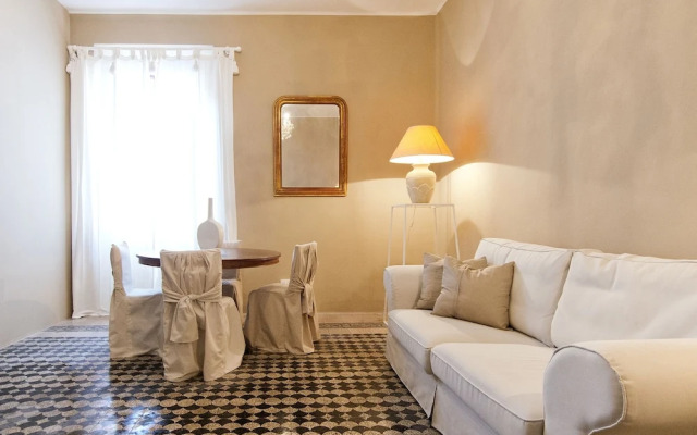 BluLassù Rooms & Apartments